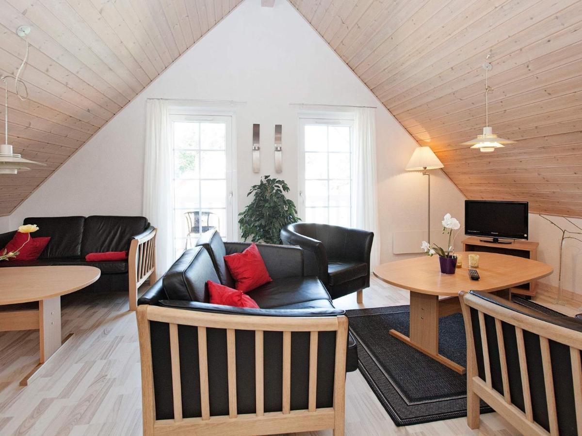 6 Person Holiday Home On A Holiday Park In กรอสตีน ภายนอก รูปภาพ